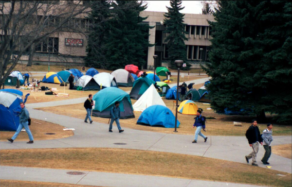 An archival photo of the 'tent city' on the U of C campus in March 1999