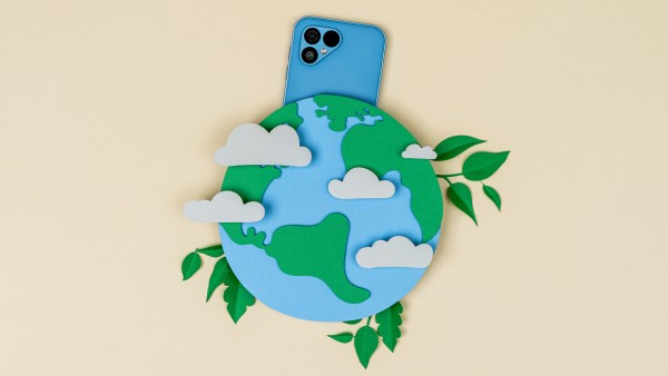 How Murena and Fairphone's partnership is Earth Friendly? 

Figure it out in our latest article featuring Miquel Ballester, co-founder of Fairphone. 

Learn how our partnership is paving the way for a more sustainable smartphone industry, rooted in shared values and ethical practices. 🌱   Read the full article: https://murena.com/murena-and-fairphones-earth-friendly-partnership/ 